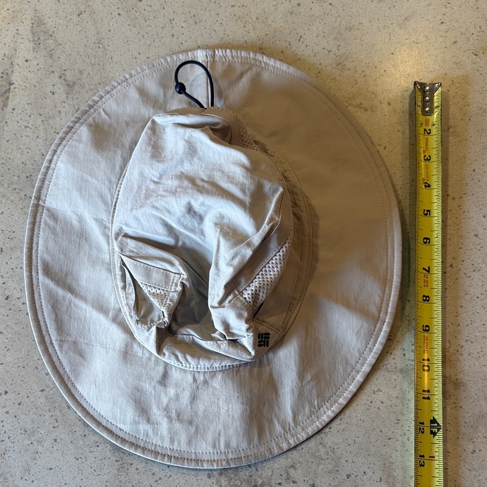 Columbia Tan Sun Hat